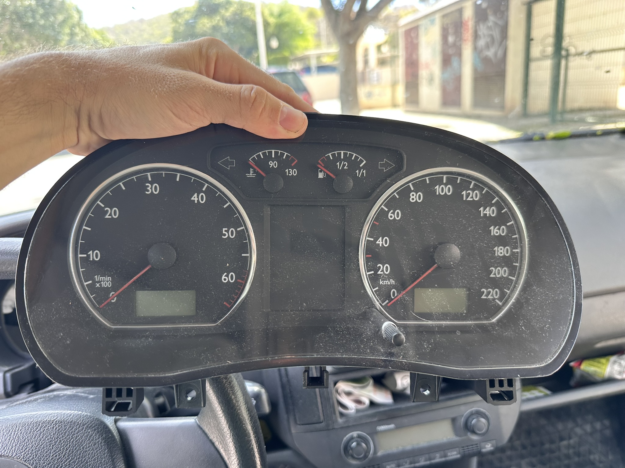 Cuadro de instrumentos VAG retirado