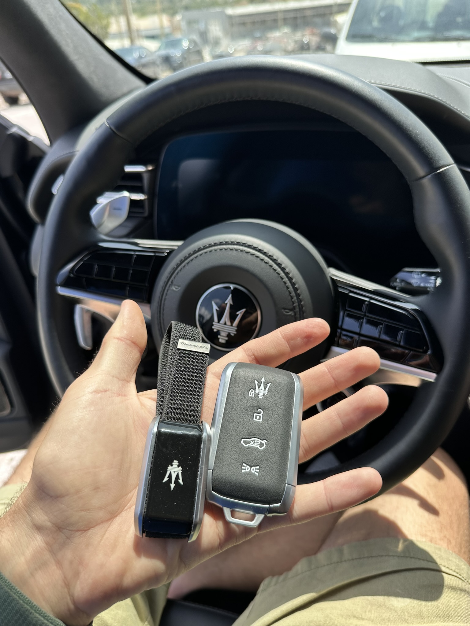 Llave original de coche para duplicado